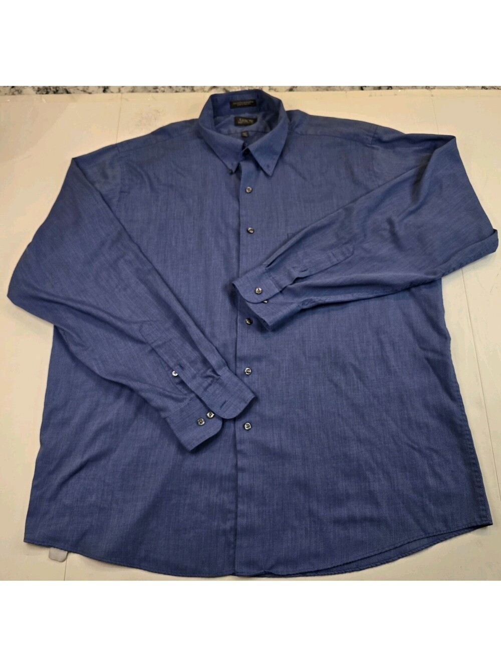 Arrow Blue Wrinkle Free Long Sleeve Button Dress Shirt Size 17-17.5/36-37